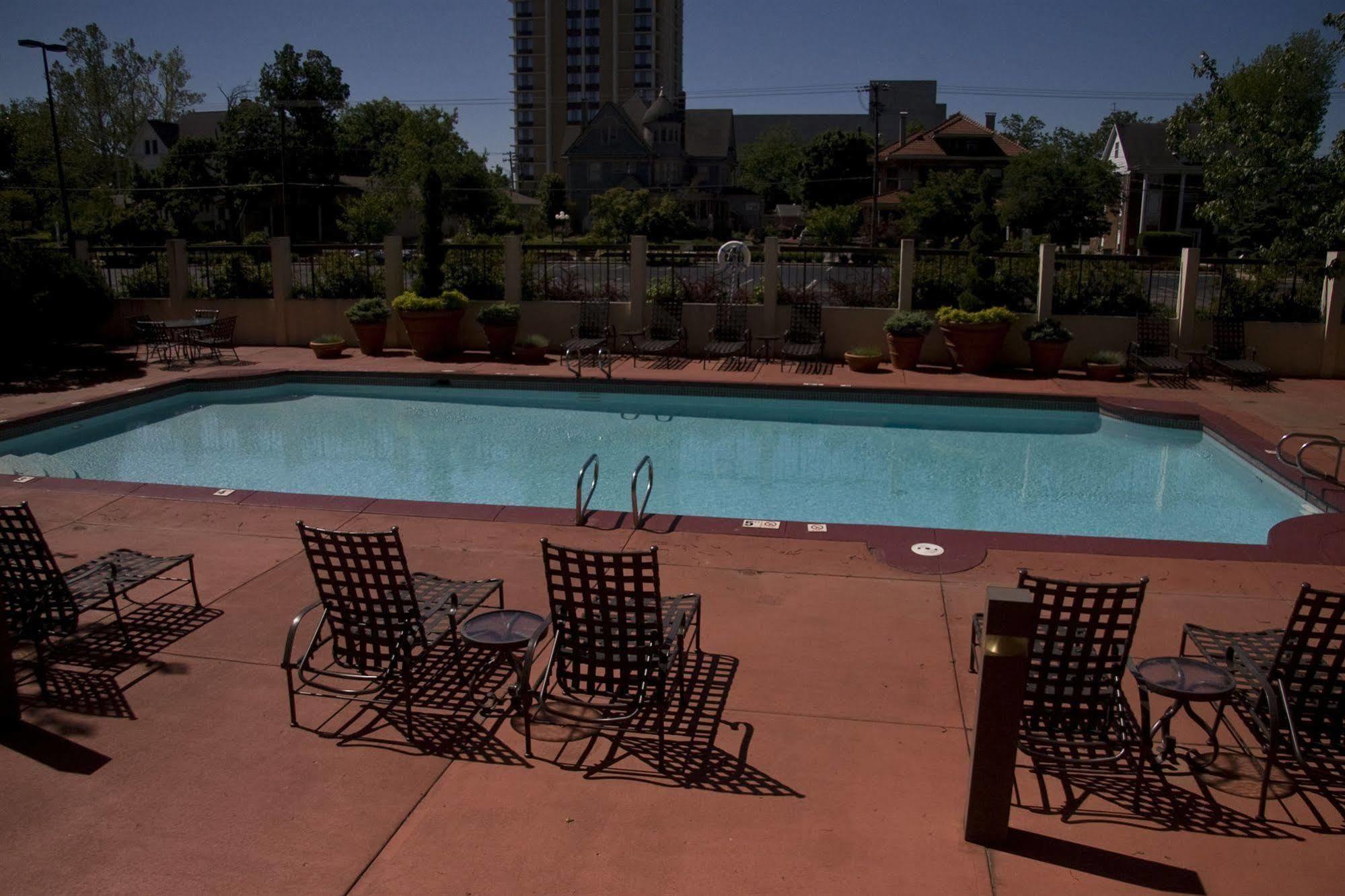 University Plaza Hotel Springfield Exterior photo